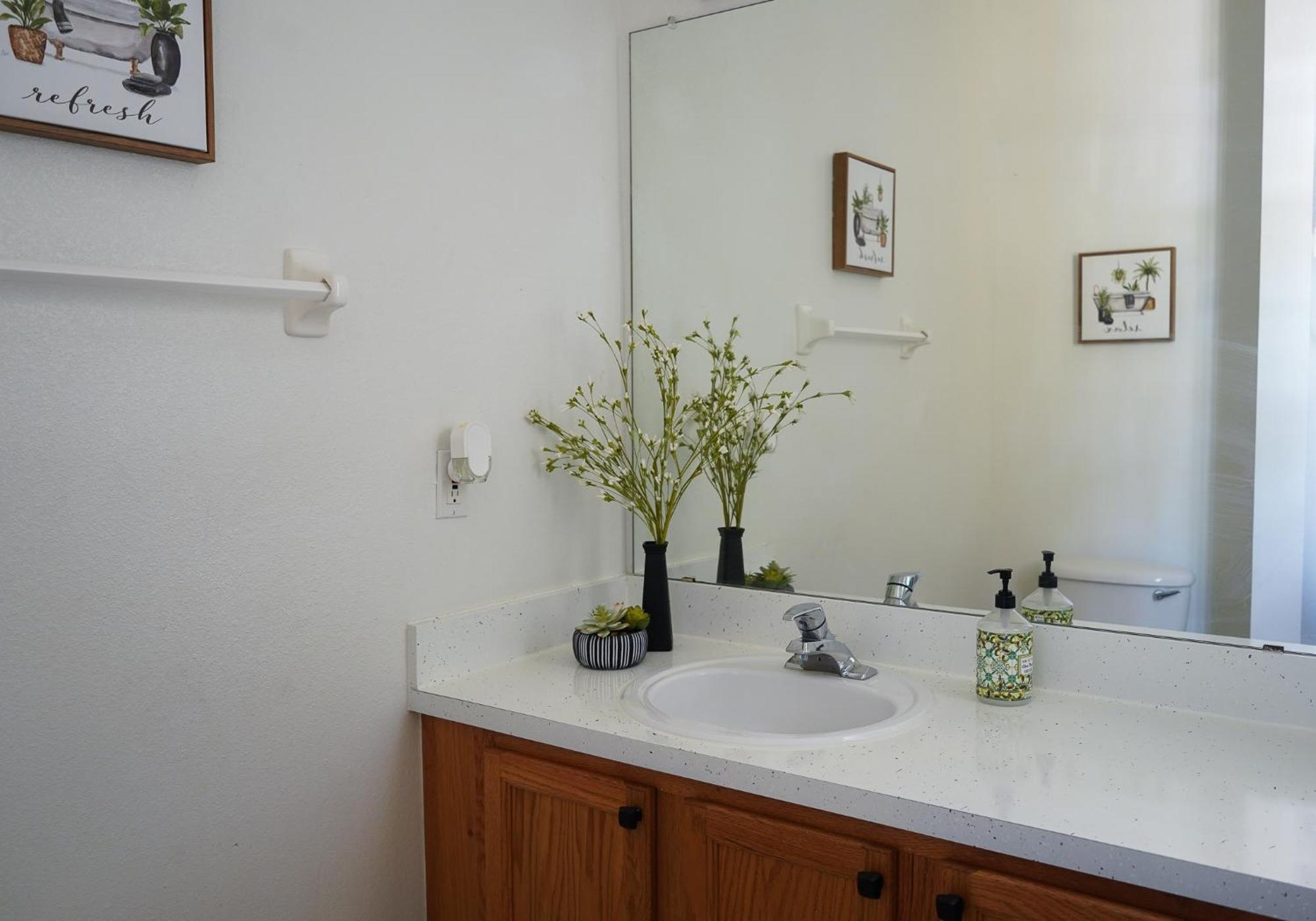 Enchanting Escape 3 Bedroom Minutes From Disney! Kissimmee Exteriör bild